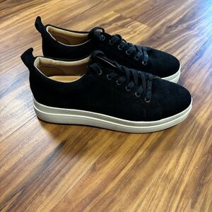 JSLIDE Black Platform Suede Sneakers